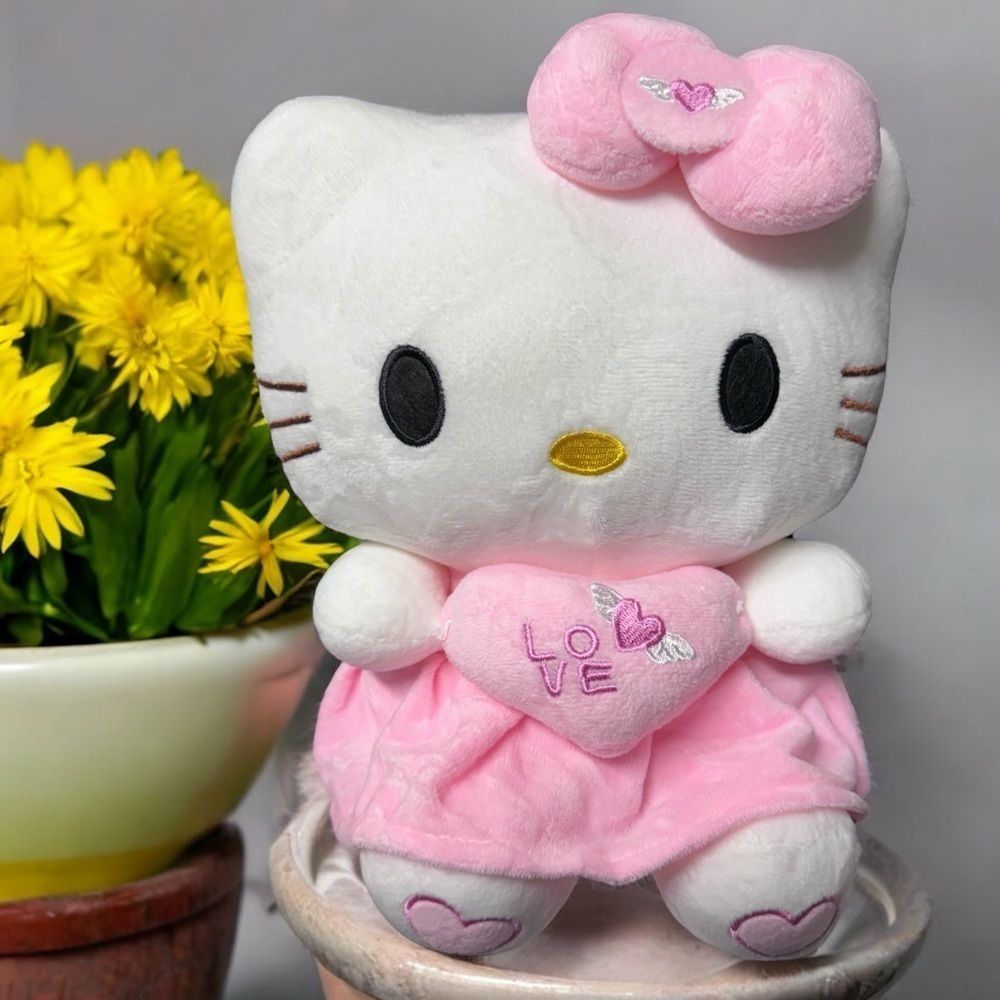 Hello Kitty Valentine's Plush NWT